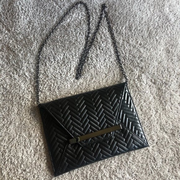 Black Faux Leather Chevron Shoulder Bag Clutch - Picture 1 of 5